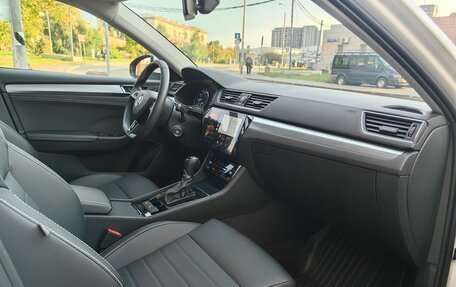 Skoda Superb III рестайлинг, 2020 год, 2 450 000 рублей, 14 фотография