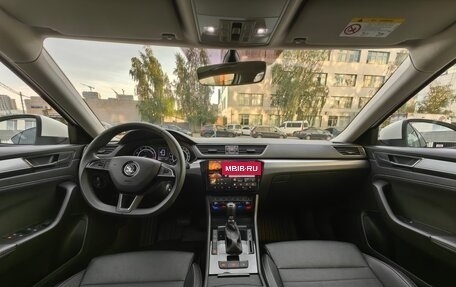 Skoda Superb III рестайлинг, 2020 год, 2 450 000 рублей, 10 фотография