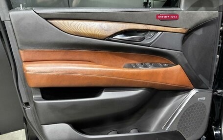 Cadillac Escalade IV, 2017 год, 4 100 000 рублей, 19 фотография