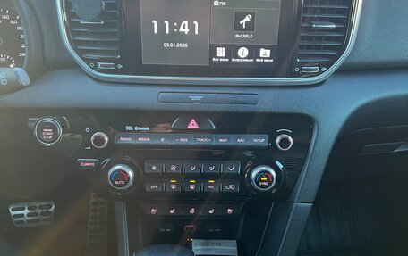 KIA Sportage IV рестайлинг, 2018 год, 2 300 000 рублей, 9 фотография