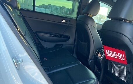 KIA Sportage IV рестайлинг, 2018 год, 2 300 000 рублей, 7 фотография