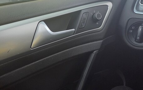 Volkswagen Golf VII, 2018 год, 1 770 000 рублей, 21 фотография