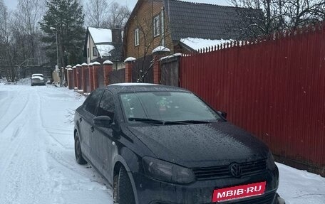 Volkswagen Polo VI (EU Market), 2011 год, 750 000 рублей, 3 фотография