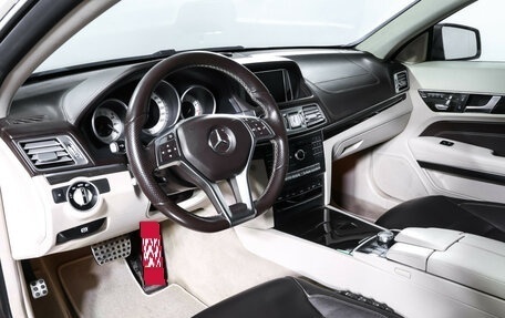 Mercedes-Benz E-Класс, 2015 год, 2 490 000 рублей, 14 фотография