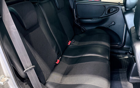 Chevrolet Niva I рестайлинг, 2011 год, 610 000 рублей, 15 фотография