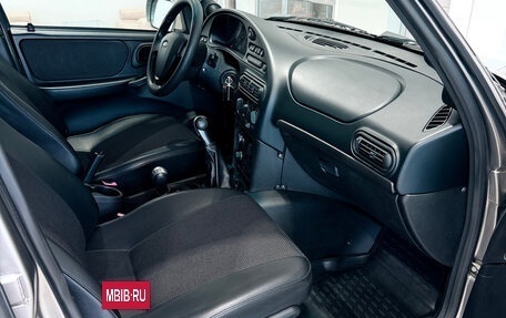 Chevrolet Niva I рестайлинг, 2011 год, 610 000 рублей, 17 фотография