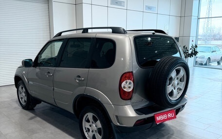 Chevrolet Niva I рестайлинг, 2011 год, 610 000 рублей, 8 фотография