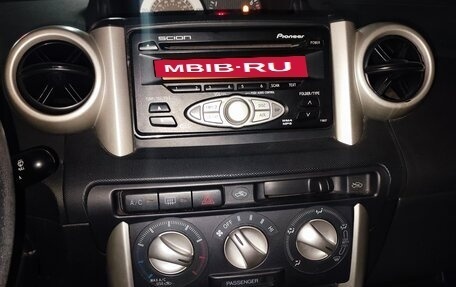 Scion xA, 2006 год, 550 000 рублей, 3 фотография