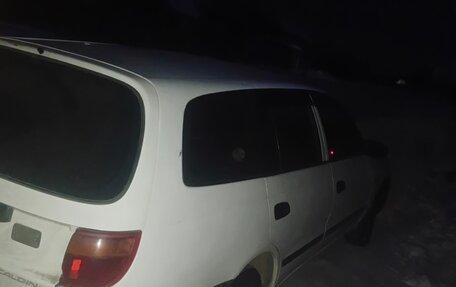 Toyota Caldina, 1996 год, 300 000 рублей, 3 фотография