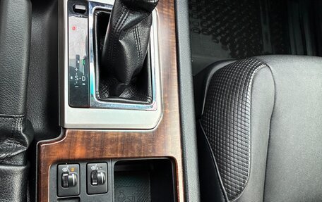 Toyota Land Cruiser Prado 150 рестайлинг 2, 2013 год, 3 400 000 рублей, 30 фотография