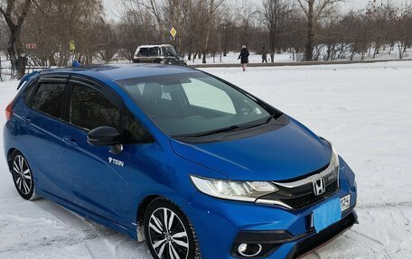 Honda Fit III, 2018 год, 1 590 000 рублей, 3 фотография