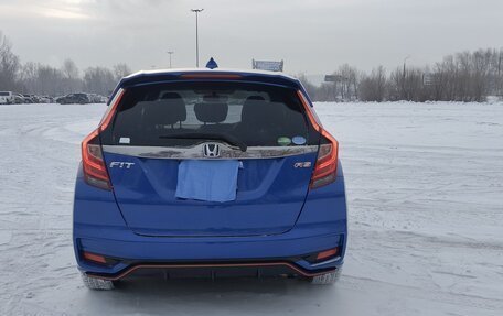 Honda Fit III, 2018 год, 1 590 000 рублей, 16 фотография
