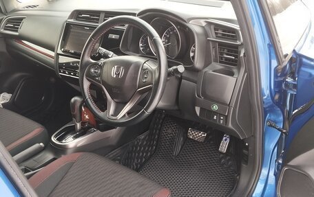 Honda Fit III, 2018 год, 1 590 000 рублей, 32 фотография