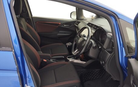 Honda Fit III, 2018 год, 1 590 000 рублей, 31 фотография