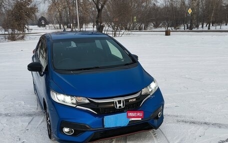 Honda Fit III, 2018 год, 1 590 000 рублей, 39 фотография