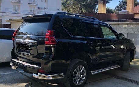 Toyota Land Cruiser Prado 150 рестайлинг 2, 2019 год, 5 300 000 рублей, 3 фотография