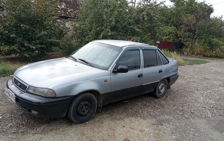 Daewoo Nexia I рестайлинг, 1999 год, 110 000 рублей, 3 фотография