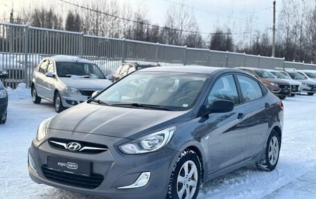 Hyundai Solaris II рестайлинг, 2012 год, 690 000 рублей, 3 фотография