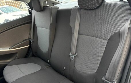 Hyundai Solaris II рестайлинг, 2012 год, 690 000 рублей, 10 фотография