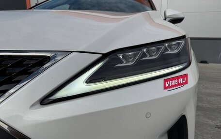 Lexus RX IV рестайлинг, 2021 год, 5 600 000 рублей, 9 фотография