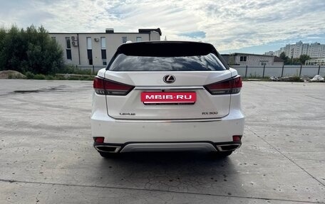 Lexus RX IV рестайлинг, 2021 год, 5 600 000 рублей, 7 фотография