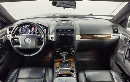 Volkswagen Touareg III, 2007 год, 710 000 рублей, 10 фотография