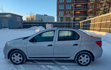 Renault Logan II, 2015 год, 730 000 рублей, 3 фотография