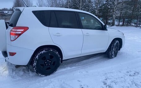 Toyota RAV4, 2011 год, 1 290 000 рублей, 8 фотография