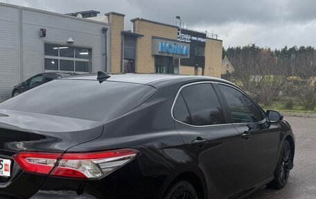 Toyota Camry, 2021 год, 2 970 000 рублей, 6 фотография