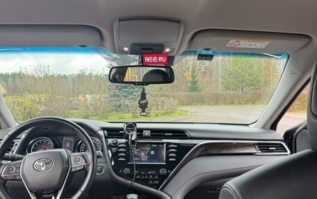 Toyota Camry, 2021 год, 2 970 000 рублей, 9 фотография