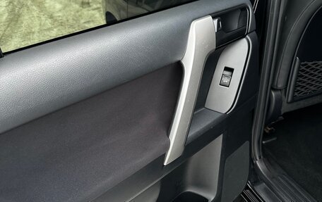 Toyota Land Cruiser Prado 150 рестайлинг 2, 2023 год, 6 700 000 рублей, 10 фотография