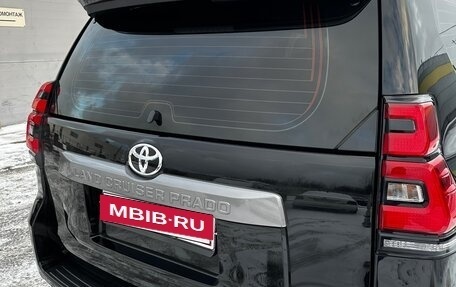 Toyota Land Cruiser Prado 150 рестайлинг 2, 2023 год, 6 700 000 рублей, 8 фотография