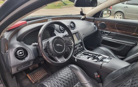 Jaguar XJ IV (X351), 2017 год, 3 200 000 рублей, 7 фотография