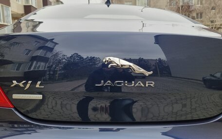 Jaguar XJ IV (X351), 2017 год, 3 200 000 рублей, 14 фотография