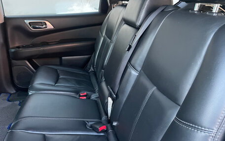 Nissan Pathfinder, 2015 год, 1 799 000 рублей, 16 фотография