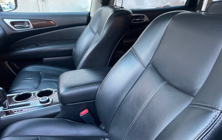 Nissan Pathfinder, 2015 год, 1 799 000 рублей, 15 фотография