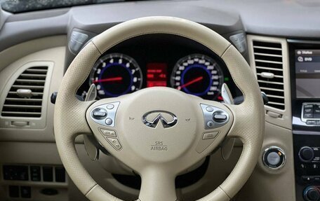 Infiniti FX II, 2008 год, 1 590 000 рублей, 11 фотография