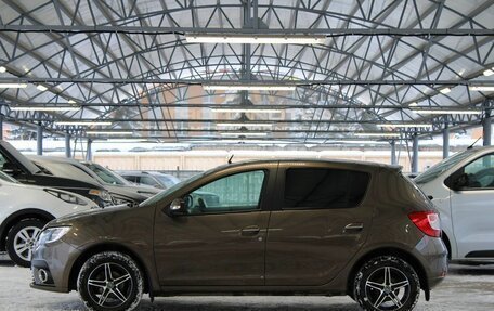 Renault Sandero II рестайлинг, 2018 год, 1 370 000 рублей, 2 фотография