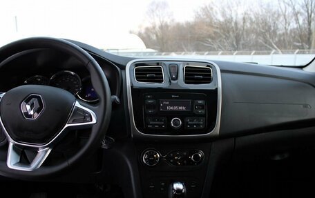 Renault Sandero II рестайлинг, 2018 год, 1 370 000 рублей, 9 фотография