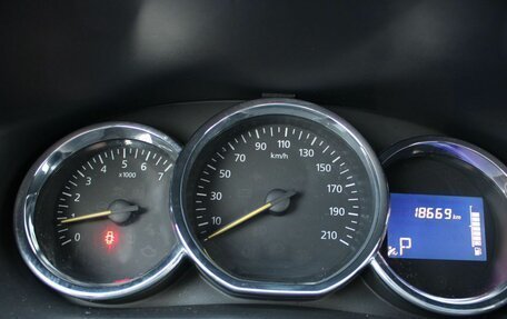 Renault Sandero II рестайлинг, 2018 год, 1 370 000 рублей, 10 фотография