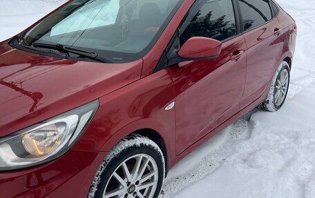 Hyundai Solaris II рестайлинг, 2012 год, 550 000 рублей, 5 фотография