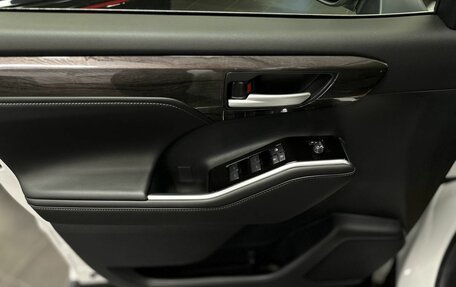 Toyota Highlander, 2025 год, 5 497 000 рублей, 16 фотография