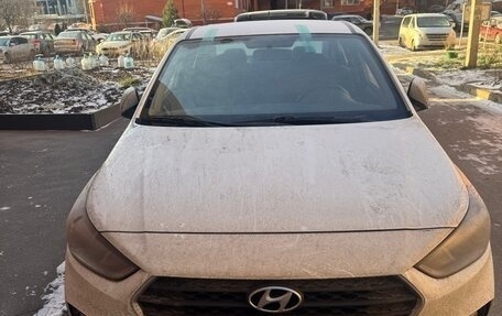 Hyundai Solaris II рестайлинг, 2018 год, 1 060 000 рублей, 6 фотография