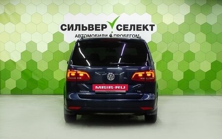 Volkswagen Touran III, 2012 год, 1 100 000 рублей, 4 фотография