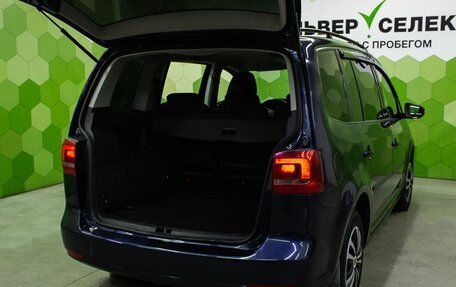 Volkswagen Touran III, 2012 год, 1 100 000 рублей, 22 фотография