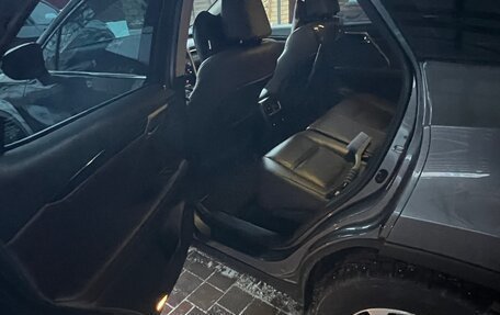 Lexus RX IV рестайлинг, 2019 год, 5 150 000 рублей, 9 фотография