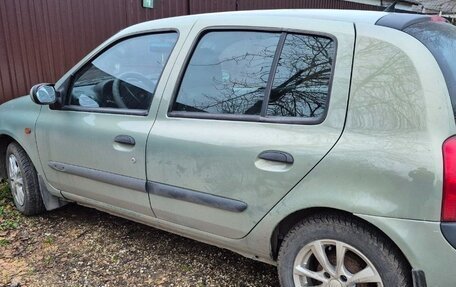 Renault Clio III, 2002 год, 350 000 рублей, 4 фотография