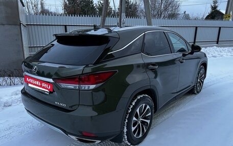Lexus RX IV рестайлинг, 2020 год, 4 500 000 рублей, 6 фотография