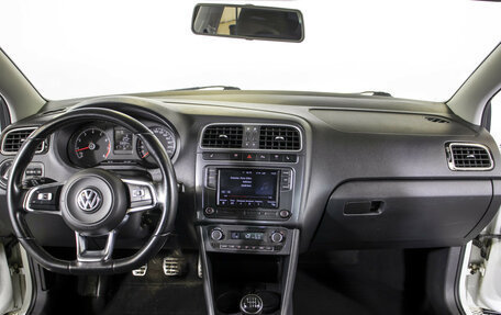 Volkswagen Polo VI (EU Market), 2018 год, 1 033 000 рублей, 12 фотография