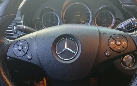 Mercedes-Benz E-Класс, 2011 год, 1 400 000 рублей, 1 фотография